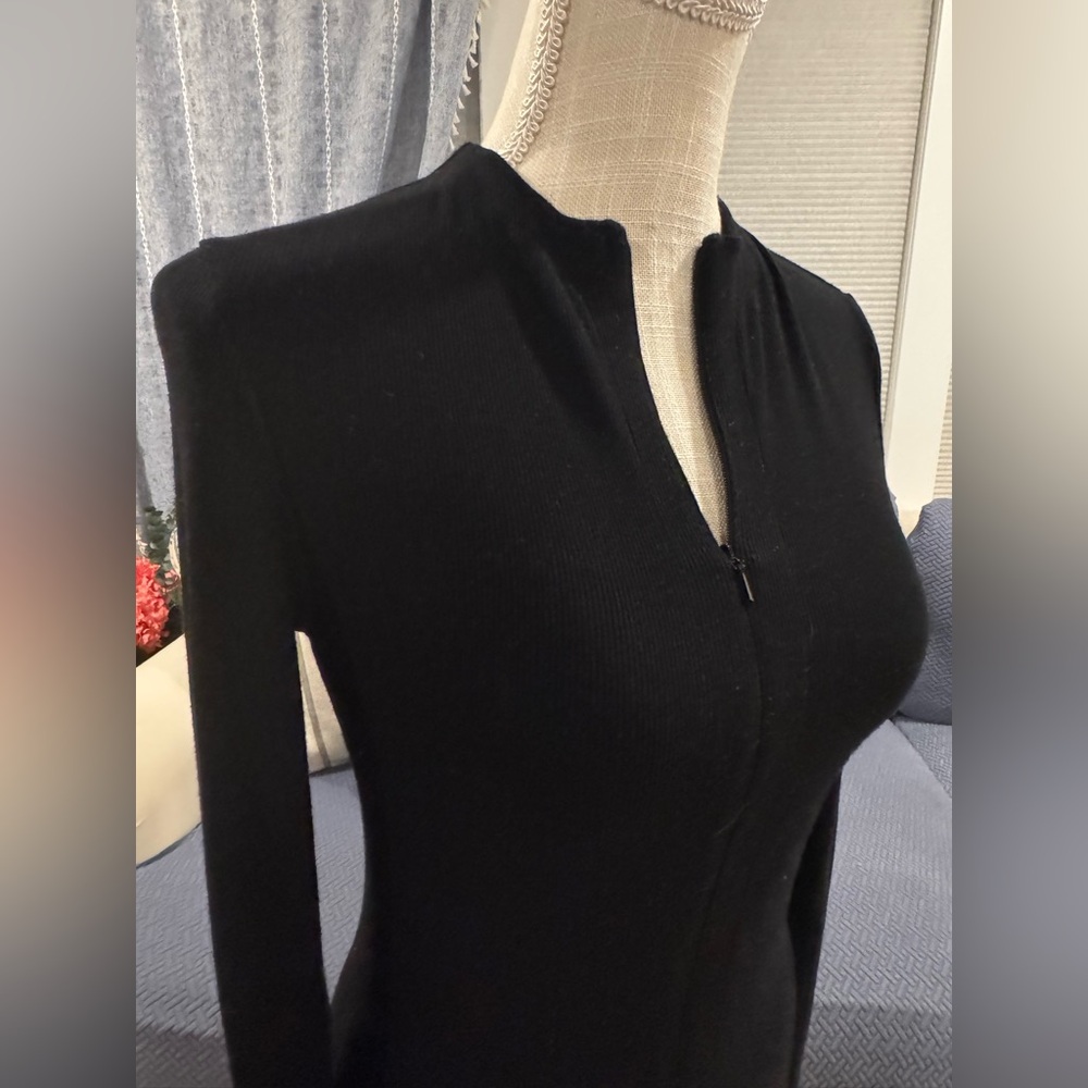 Joah Brown Black Zip-Front Ribbed Top – Worn Once - Picture 2 of 5